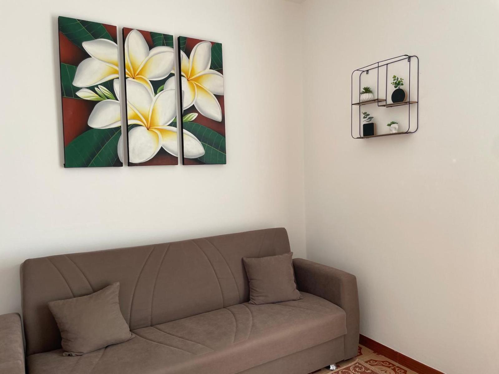 Water Lily Apartment Bardello المظهر الخارجي الصورة